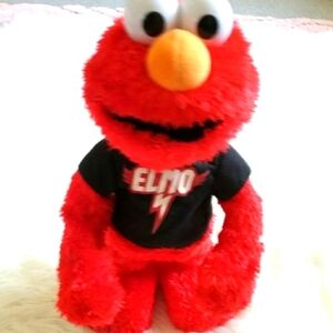 Elmo talking and movement doll